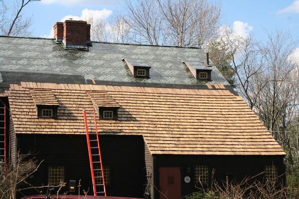 Cedar-Shake-Roof-Repair