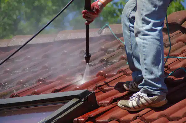 Pressure roof cleaning | Roofing Contractors