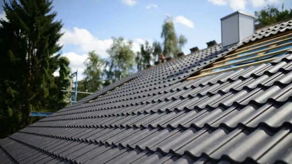 Trusted Bainbridge Island residential roof maintenance in WA near 98061